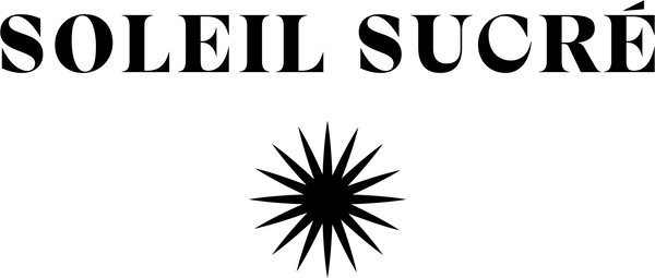 Logo complet de Soleil Sucré Parfums composé du texte Soleil Sucré et d'une étoile multi branche